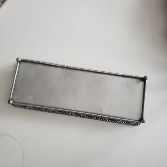Grey silver metal oblong rectangular tray - Picture 3 of 4